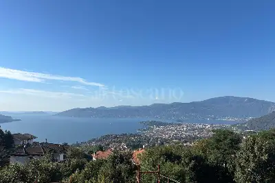 casa indipendente in vendita a Ghiffa