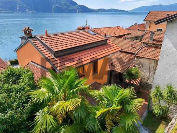 casa indipendente in vendita a Ghiffa in zona Ronco