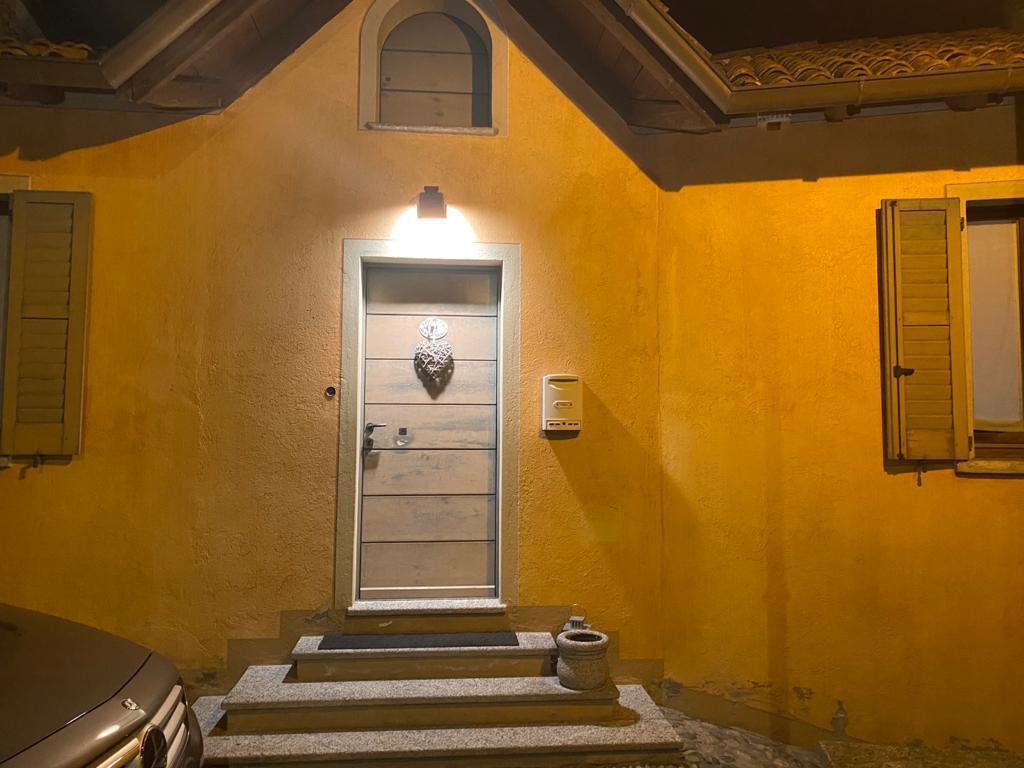 appartamento in vendita a Ghiffa in zona Susello