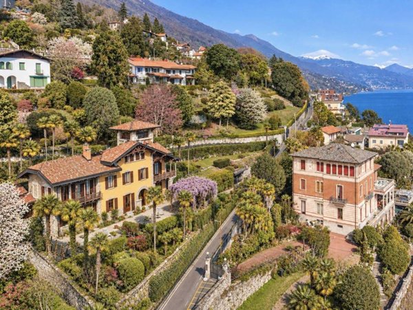 casa indipendente in vendita a Ghiffa