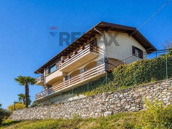casa indipendente in vendita a Ghiffa in zona Frino