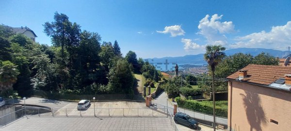 appartamento in vendita a Ghiffa in zona Susello