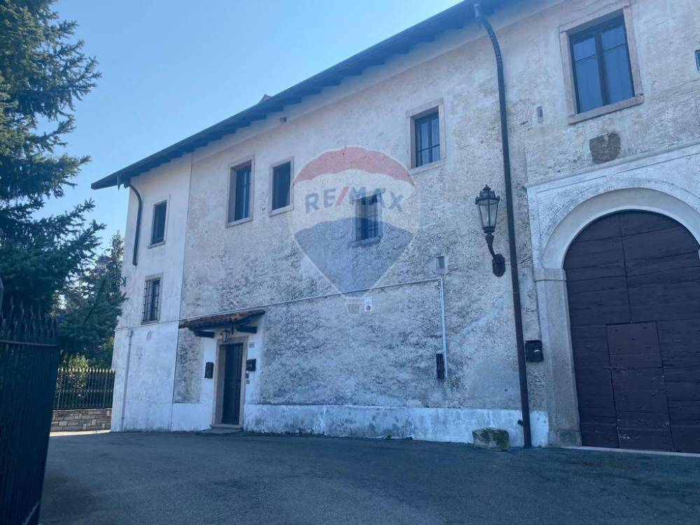 casa indipendente in vendita a Gignese in zona Vezzo