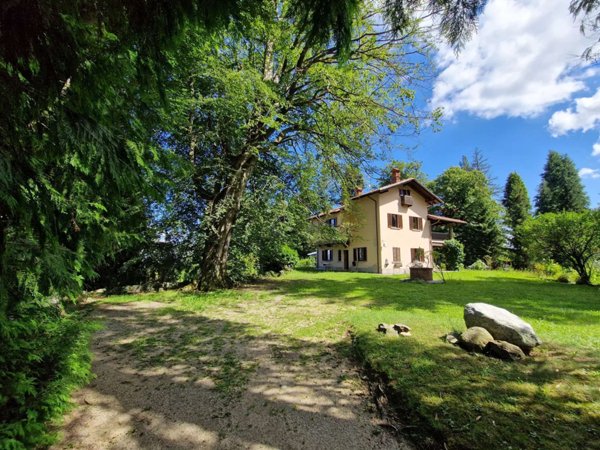 casa indipendente in vendita a Gignese in zona Alpino Cignese