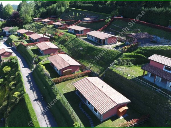 casa indipendente in vendita a Gignese