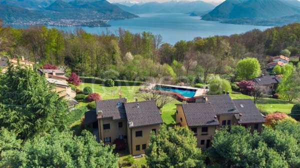 casa indipendente in vendita a Gignese in zona Vezzo