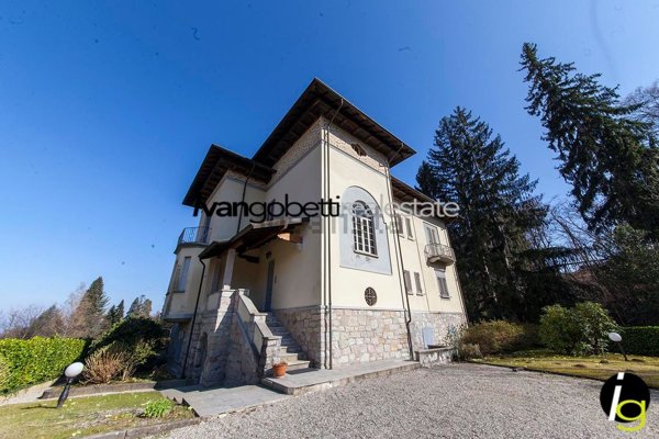 appartamento in vendita a Gignese in zona Vezzo