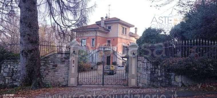 casa indipendente in vendita a Gignese