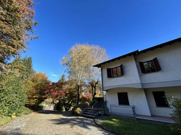 appartamento in vendita a Gignese in zona Alpino Cignese