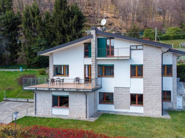 casa indipendente in vendita a Gignese