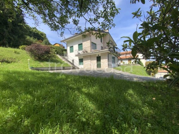 casa indipendente in vendita a Gignese