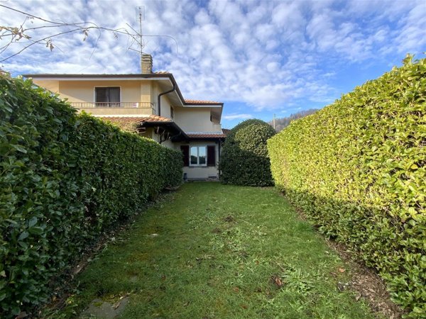 casa indipendente in vendita a Gignese