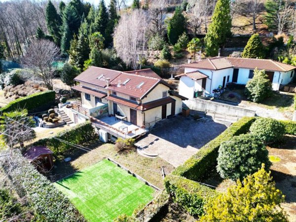 casa indipendente in vendita a Gignese in zona Alpino Cignese