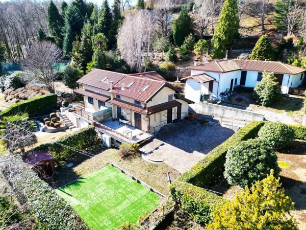 casa indipendente in vendita a Gignese