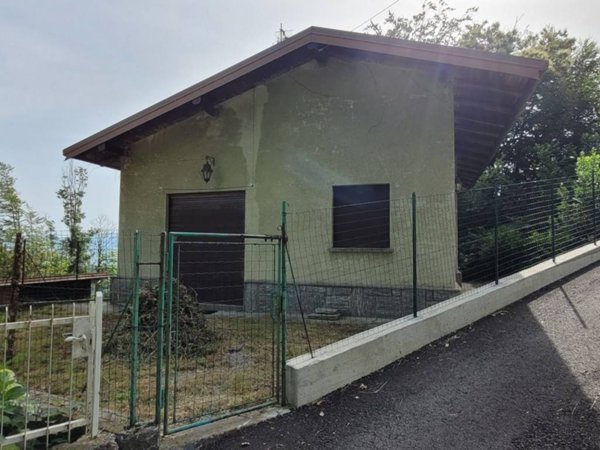 casa indipendente in vendita a Gignese in zona Nocco