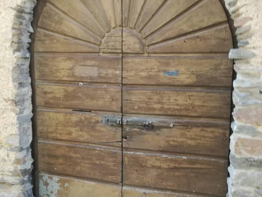 casa indipendente in vendita a Gignese in zona Vezzo