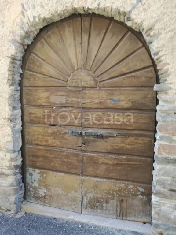 casa indipendente in vendita a Gignese in zona Vezzo