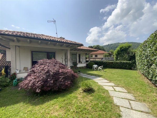 casa indipendente in vendita a Gignese
