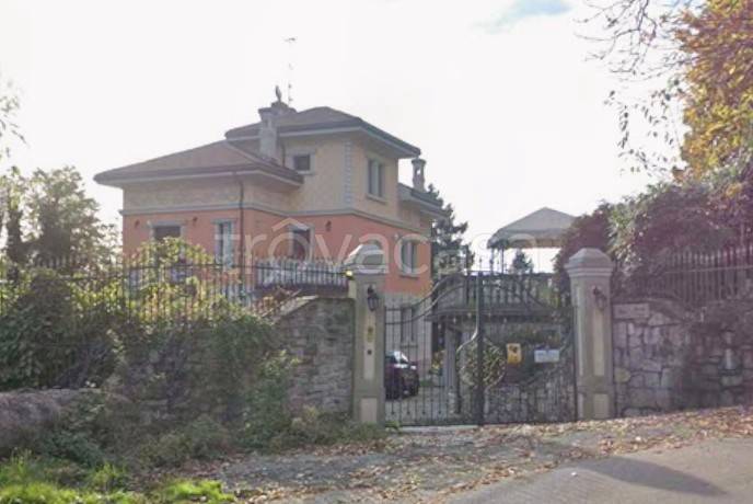 casa indipendente in vendita a Gignese