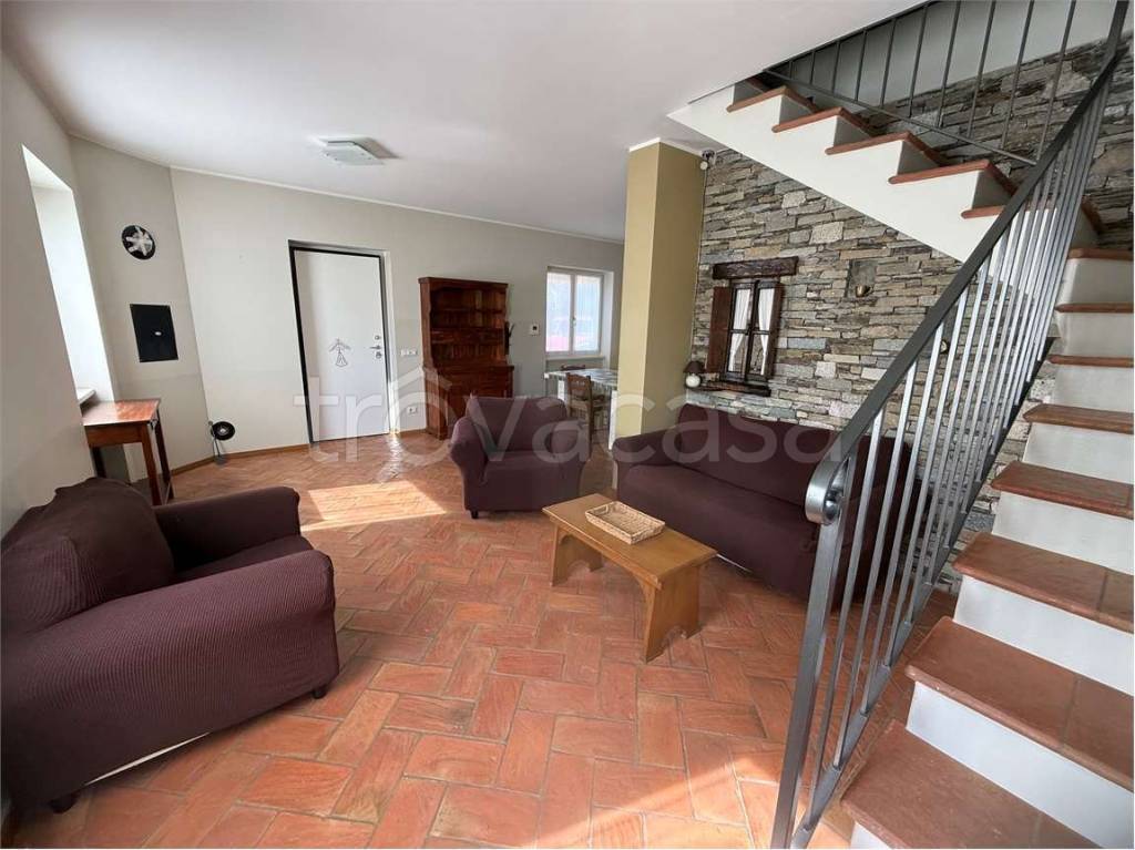 casa indipendente in vendita a Gignese