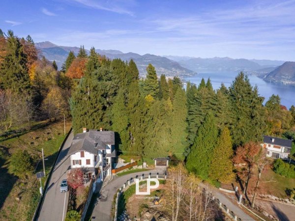 casa indipendente in vendita a Gignese in zona Alpino Cignese