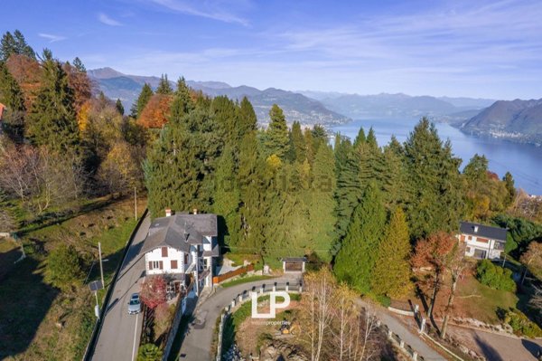 casa indipendente in vendita a Gignese in zona Alpino Cignese