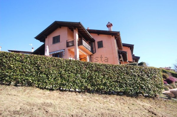 appartamento in vendita a Gignese in zona Vezzo