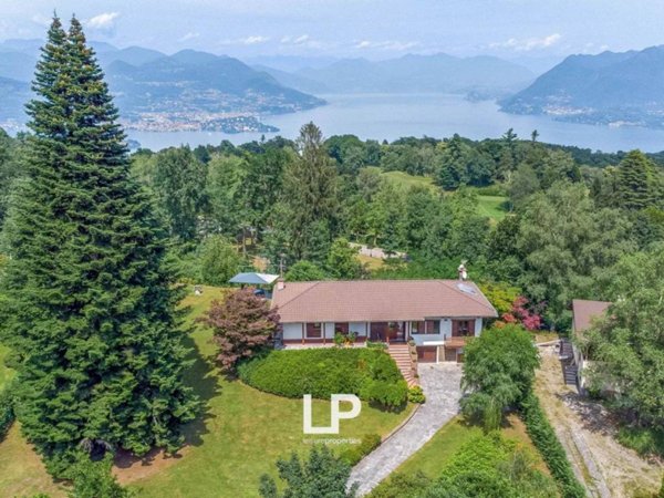 casa indipendente in vendita a Gignese