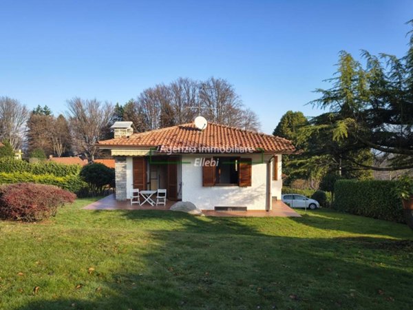 appartamento in vendita a Gignese in zona Vezzo