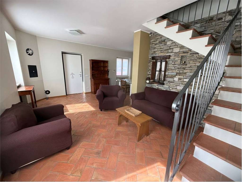 casa indipendente in vendita a Gignese