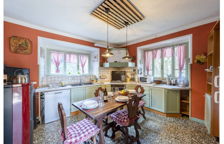 casa indipendente in vendita a Gignese in zona Vezzo