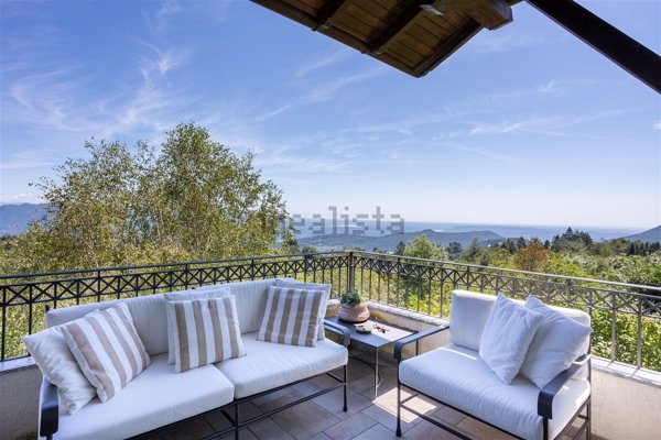 casa indipendente in vendita a Gignese