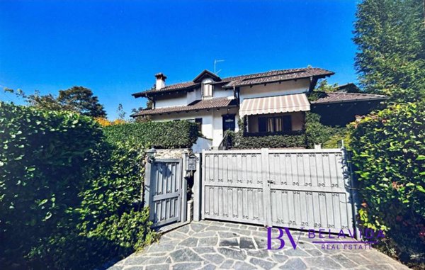 casa indipendente in vendita a Gignese in zona Vezzo