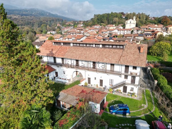 casa indipendente in vendita a Gignese in zona Vezzo