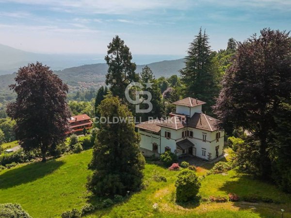 casa indipendente in vendita a Gignese in zona Alpino Cignese