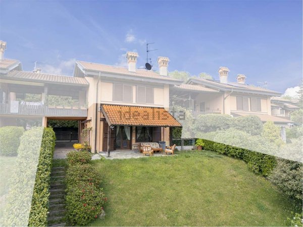 appartamento in vendita a Gignese in zona Vezzo