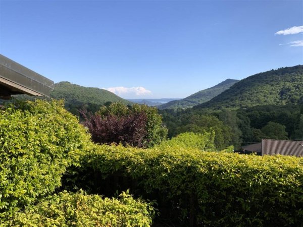 appartamento in vendita a Gignese in zona Vezzo