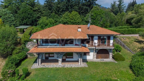casa indipendente in vendita a Gignese in zona Alpino Cignese