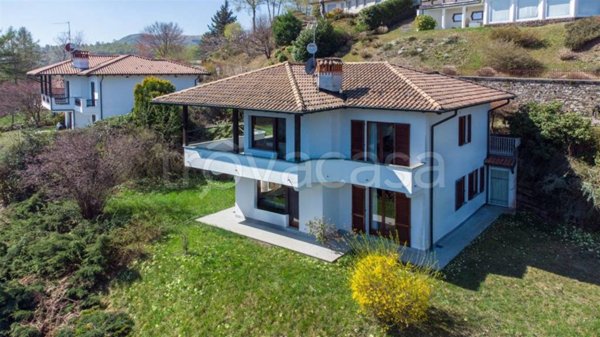 casa indipendente in vendita a Gignese in zona Alpino Cignese