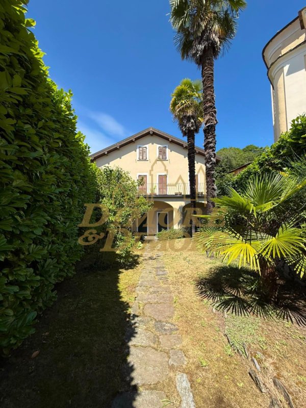 appartamento in vendita a Gignese in zona Vezzo