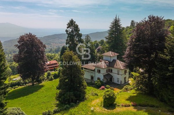 casa indipendente in vendita a Gignese in zona Alpino Cignese