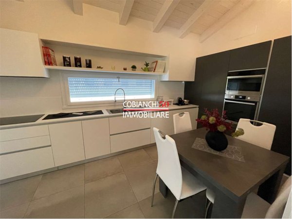 casa indipendente in vendita a Gravellona Toce