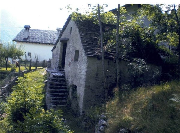 casa indipendente in vendita a Gravellona Toce