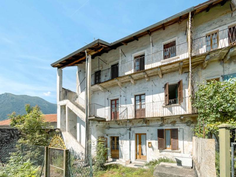 casale in vendita a Gravellona Toce in zona Granerolo
