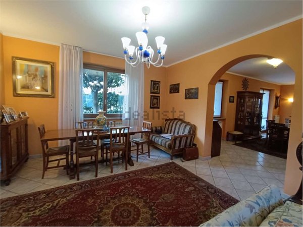 casa indipendente in vendita a Gravellona Toce