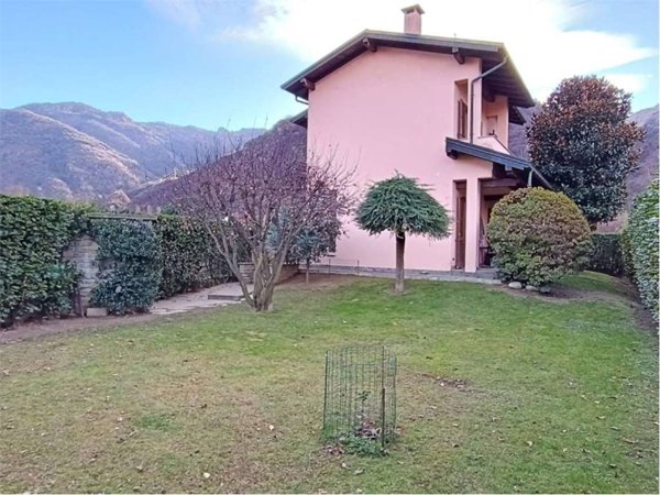 casa indipendente in vendita a Gravellona Toce