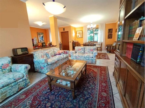 casa indipendente in vendita a Gravellona Toce