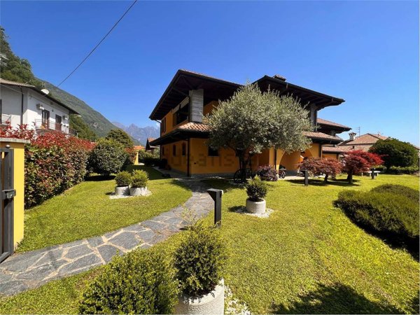 casa indipendente in vendita a Gravellona Toce in zona Pedemonte