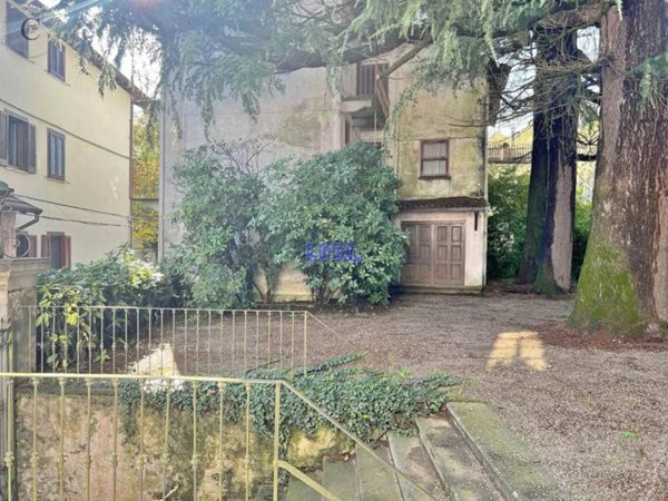 casa indipendente in vendita a Gravellona Toce