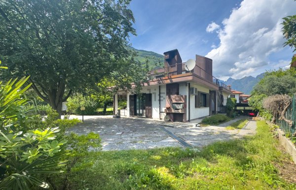 casa indipendente in vendita a Gravellona Toce